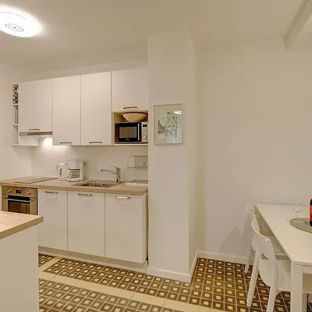 Perfect Sea View Terrace Zlatni Potok Apartment