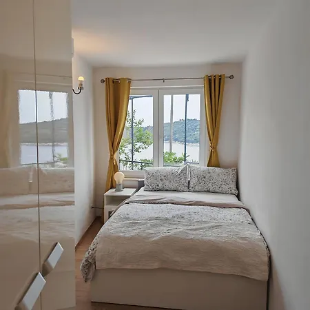 Perfect Sea View Terrace Zlatni Potok Apartmán