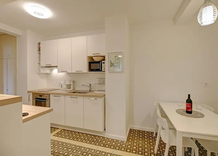 Perfect Sea View Terrace Zlatni Potok 公寓