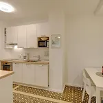 Perfect Sea View Terrace Zlatni Potok Apartment